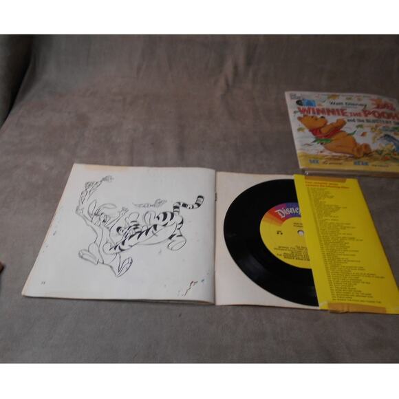 Disneyland Record & Book Lot: It's A Small World and Winnie the Pooh - Picture 8 of 16